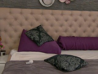 Еротски видео разговор Zelinne