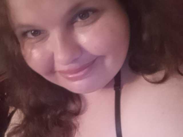 Емитувани слики од екранот Zhennettt