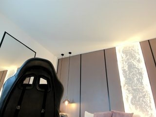 Еротски видео разговор zoee-zi