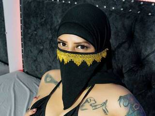 Еротски видео разговор zully-arab